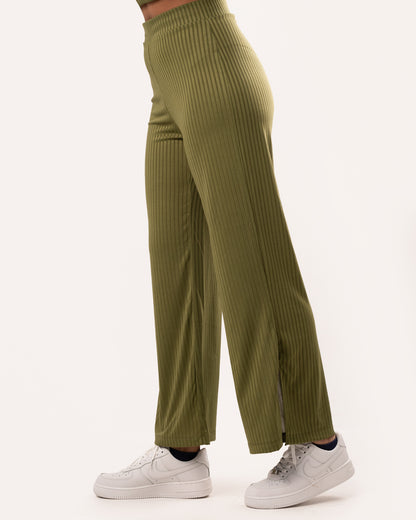 Relentless Side Slit Pant