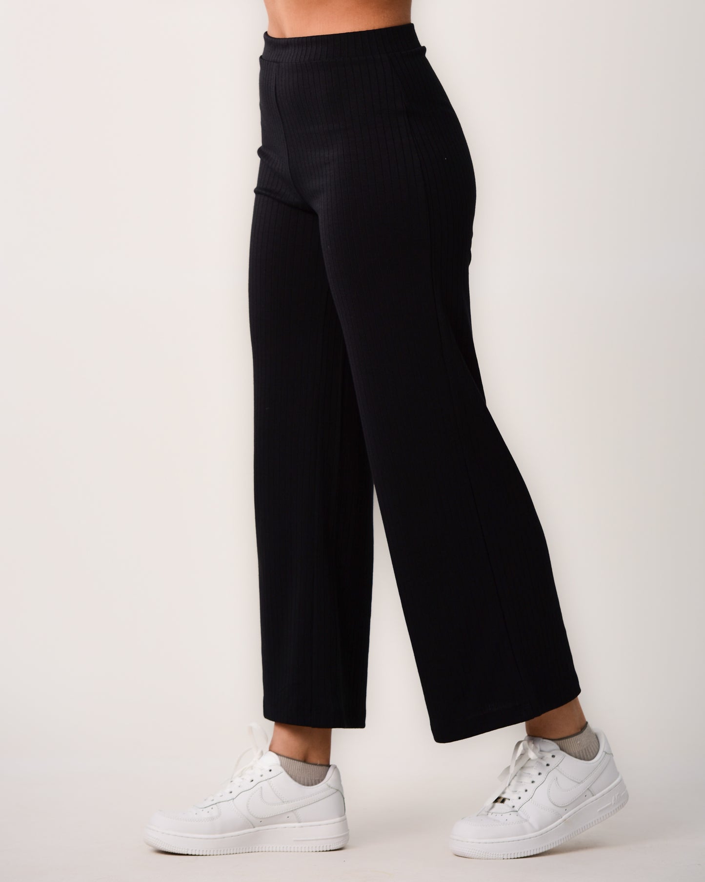 Essential Wendy Pant