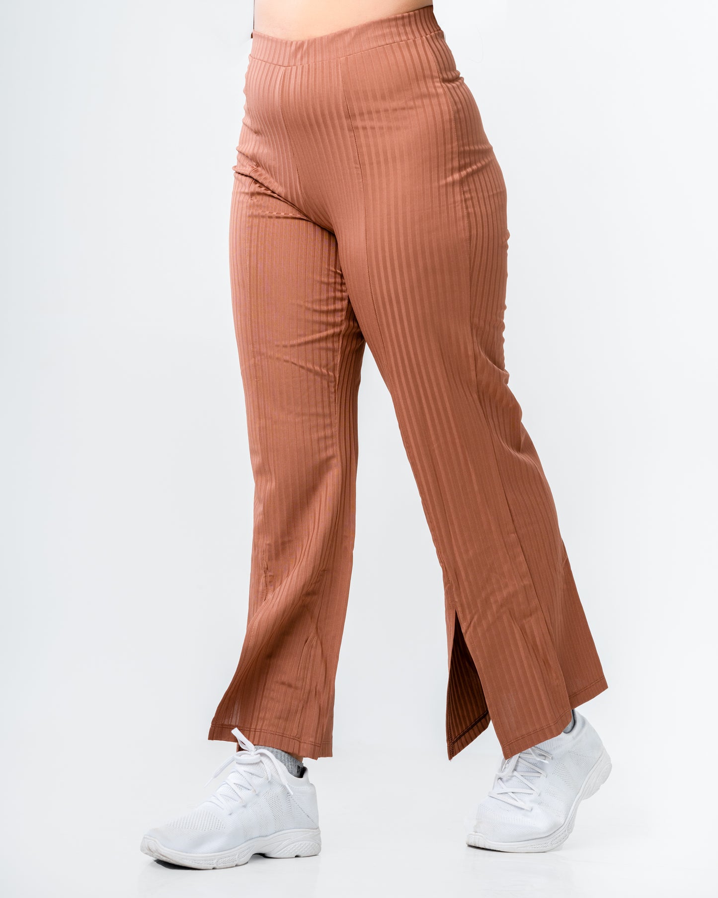 Essential Front Slit Pant