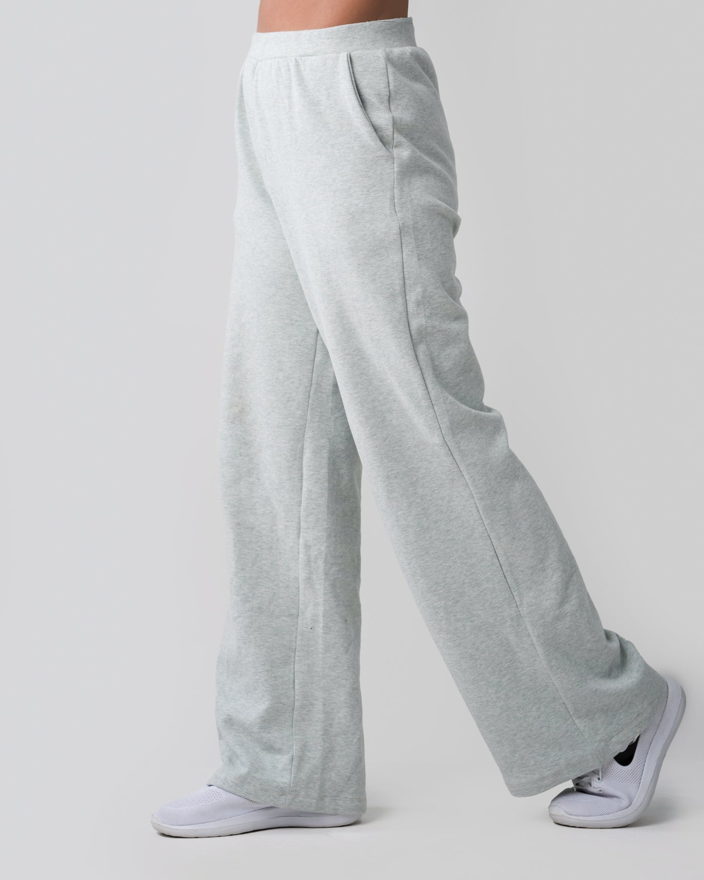 Cora Wide Leg Relaxed Pant