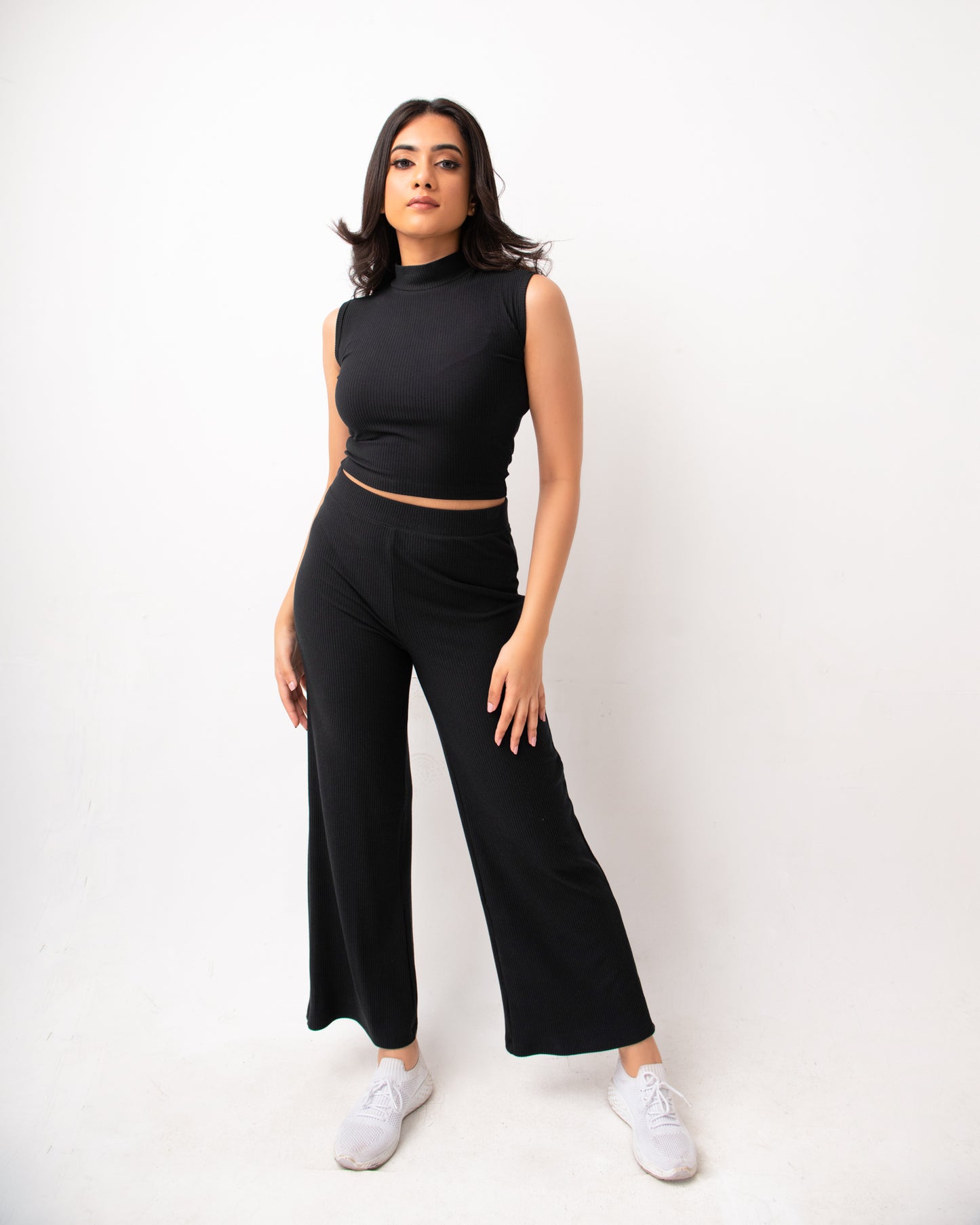 Niyo High Neck Crop